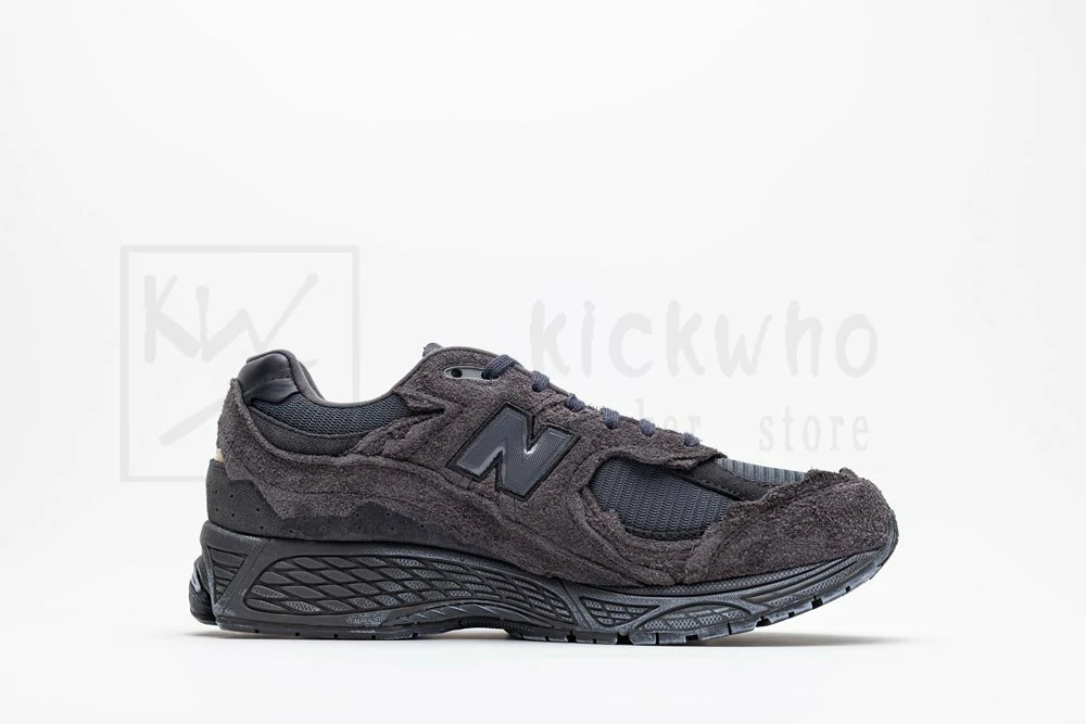new balance 2002r