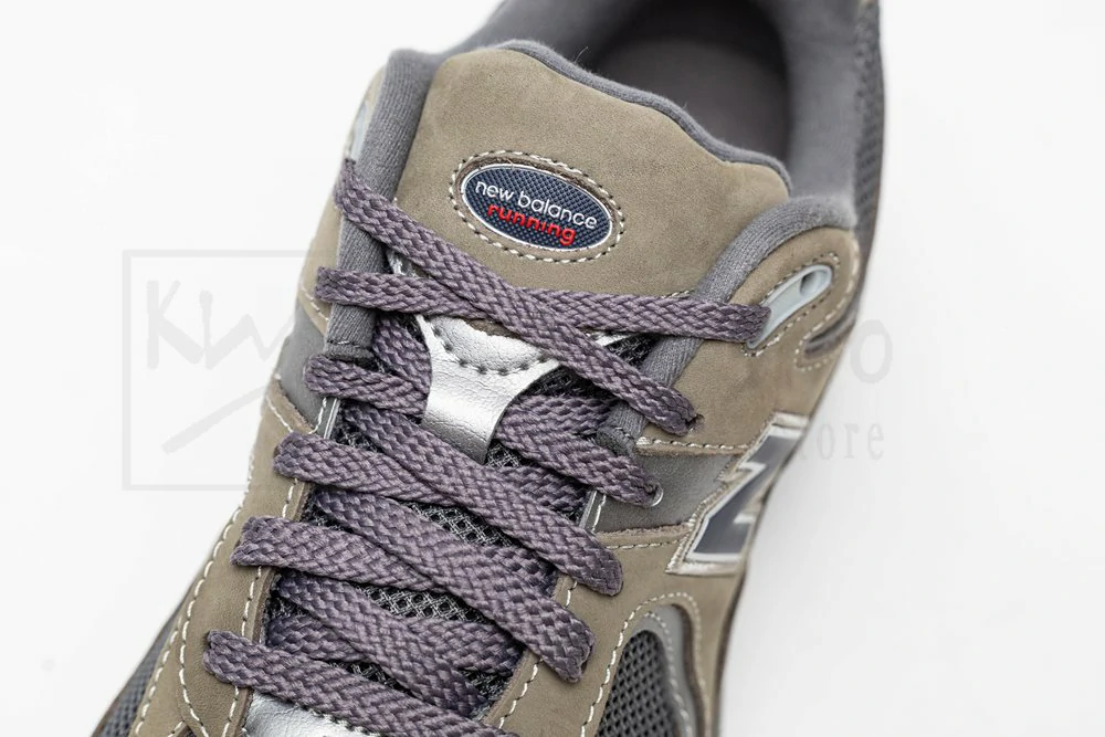 new balance 2002r og