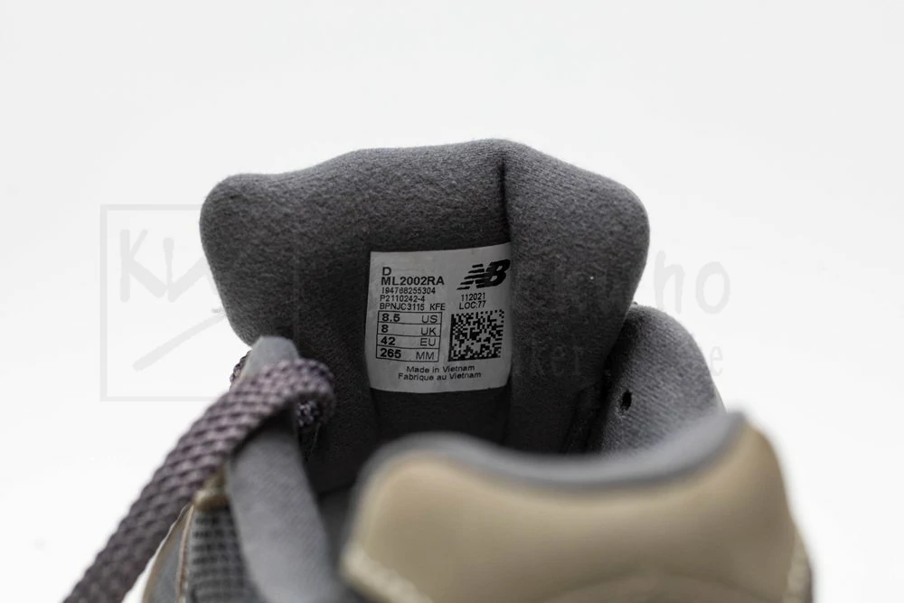 new balance 2002r og