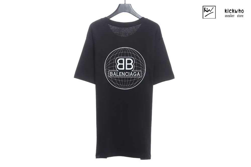 Ba*len*cia*ga bb earth t-shirt