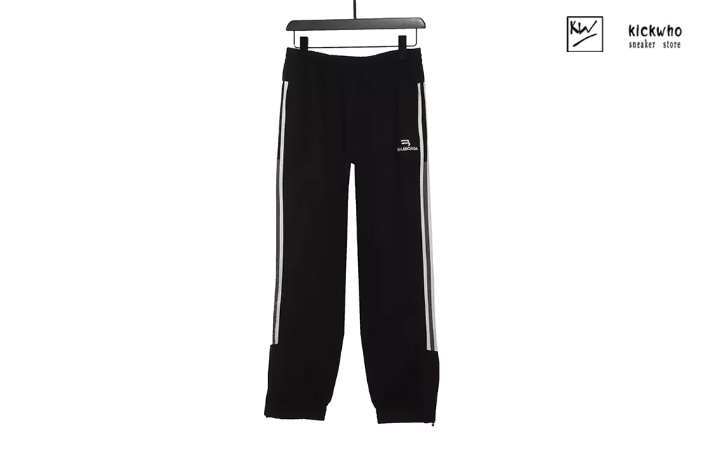 Ba*len*cia*ga double hook embroidery pants
