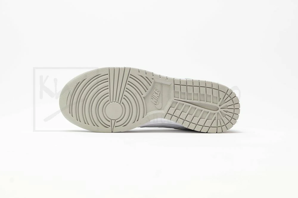 godkiller dunk low
