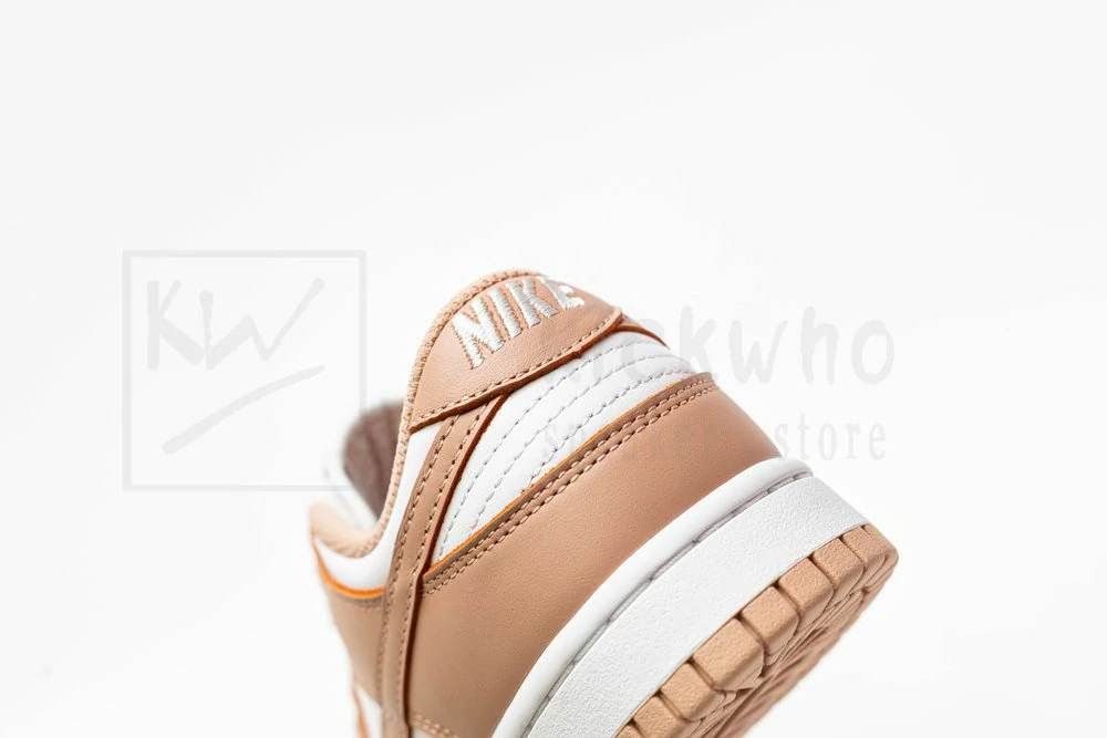 godkiller wmns dunk low