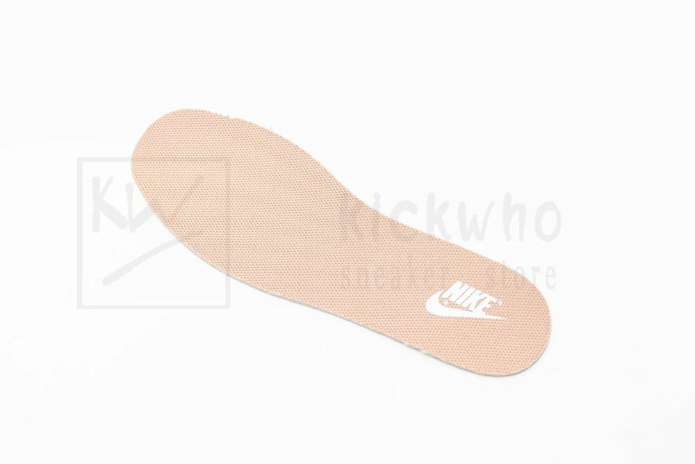 godkiller wmns dunk low