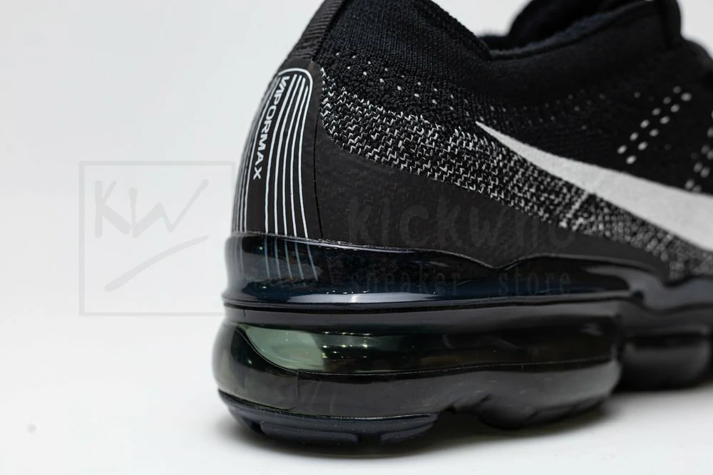 air vapormax 2023 flyknit oreo