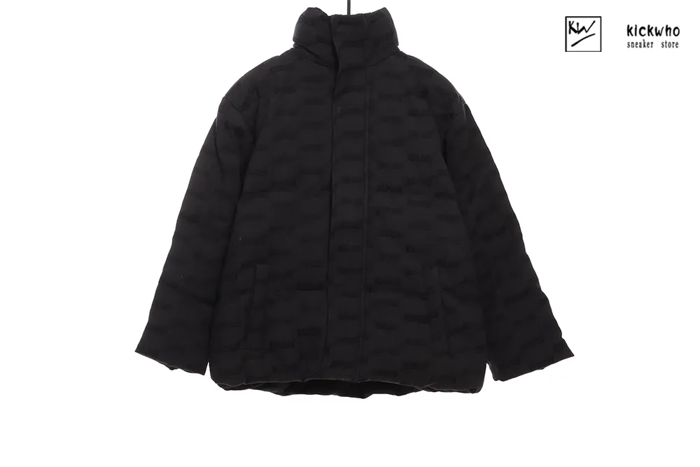 Ba*len*cia*ga lock print coat black