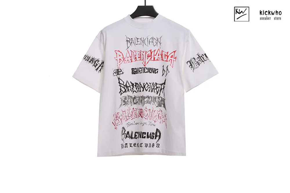 Ba*len*cia*ga graffiti letters t-shirt white
