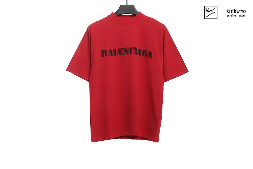 Ba*len*cia*ga fuzzy logo t-shirt red
