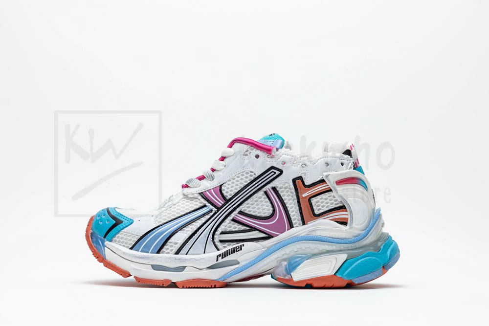 Ba*len*cia*ga runner sneaker blue pink orange