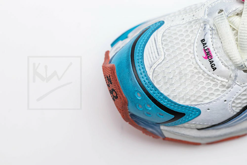 Ba*len*cia*ga runner sneaker blue pink orange
