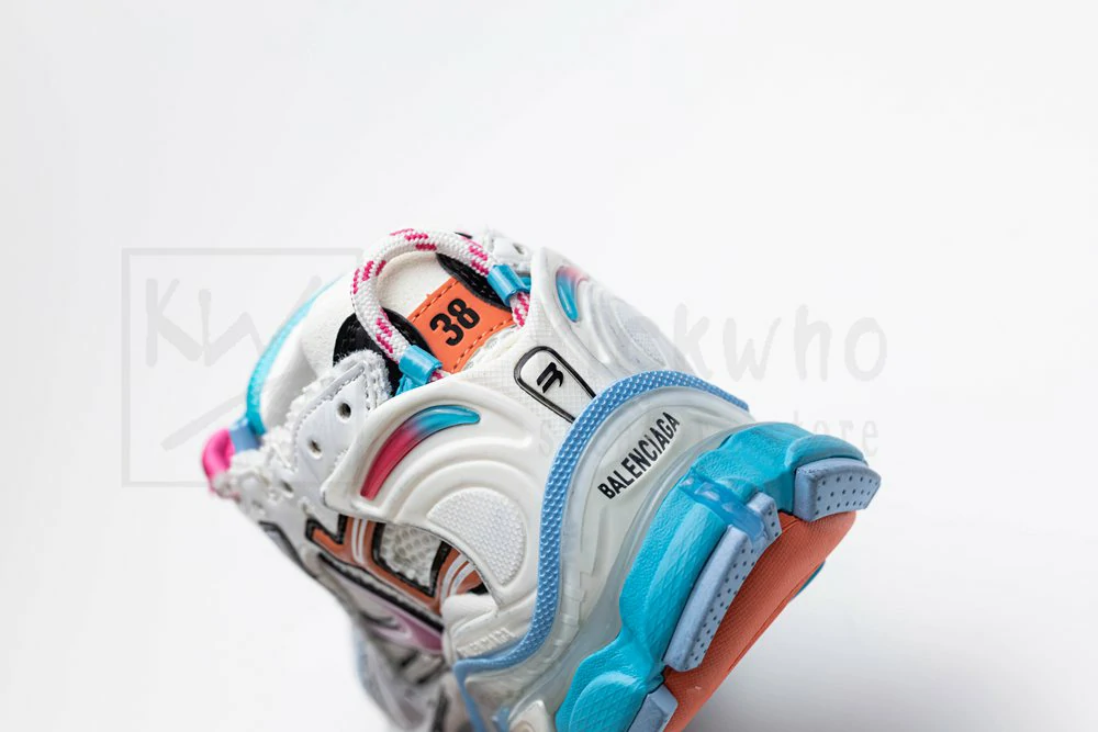 Ba*len*cia*ga runner sneaker blue pink orange