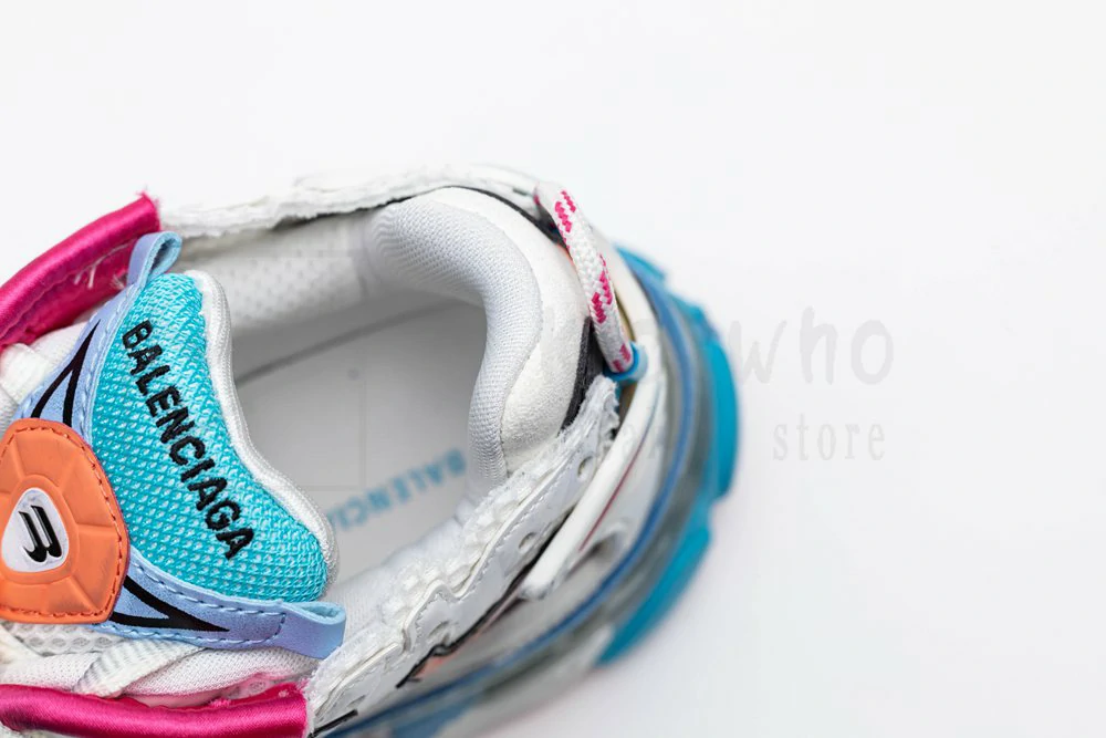 Ba*len*cia*ga runner sneaker blue pink orange