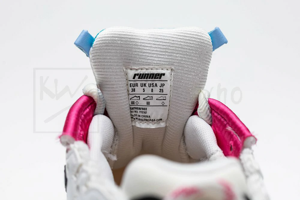 Ba*len*cia*ga runner sneaker blue pink orange