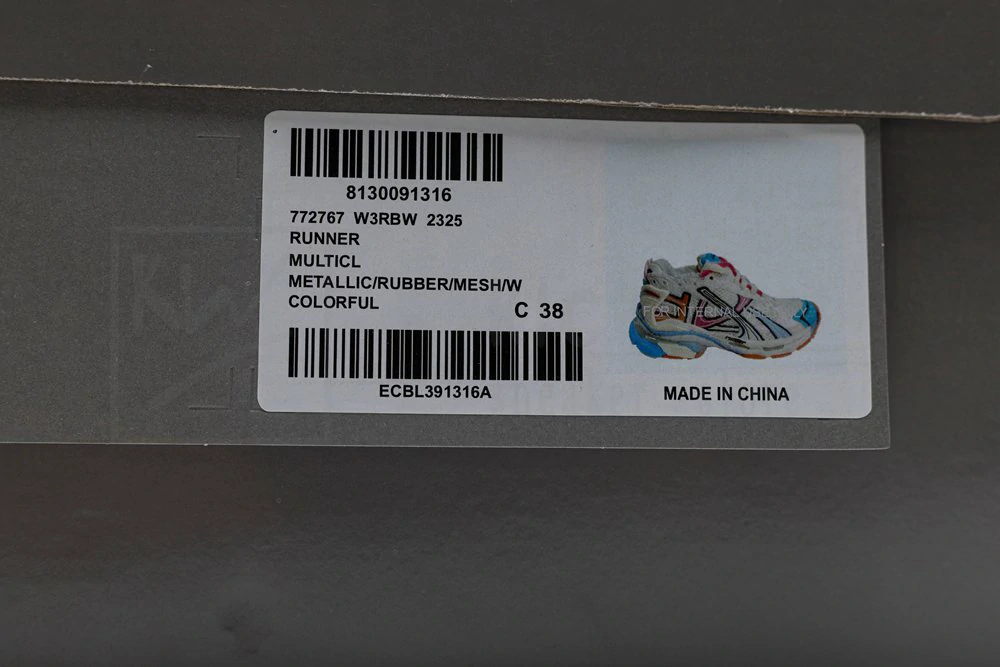 Ba*len*cia*ga runner sneaker blue pink orange