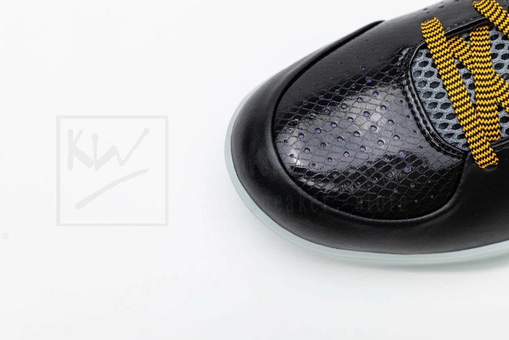 godkiller zoom kobe 4 protro