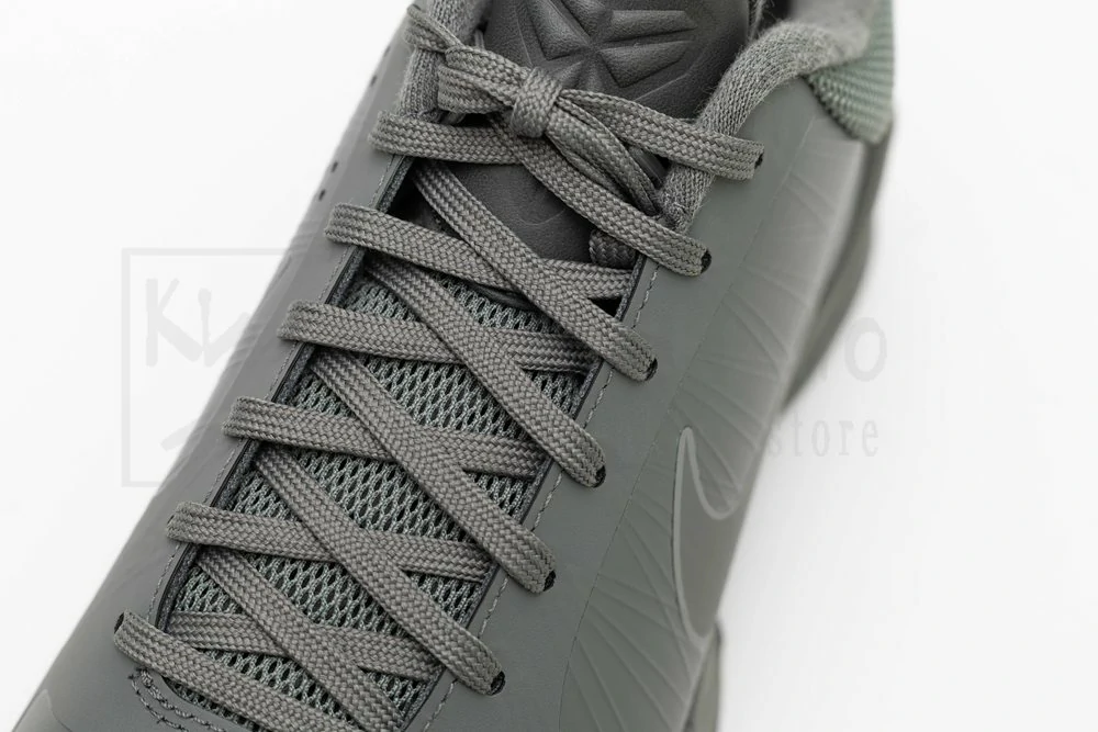 godkiller zoom kobe 5