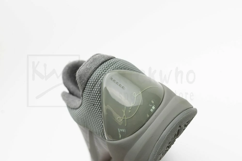 godkiller zoom kobe 5