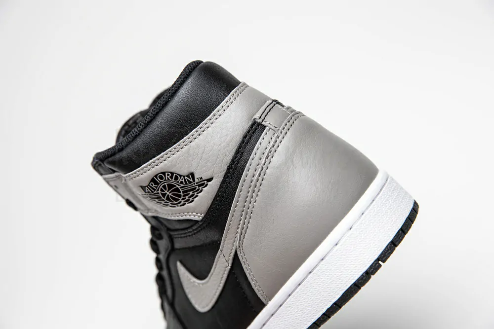 air jordan 1 shadow 555088 013