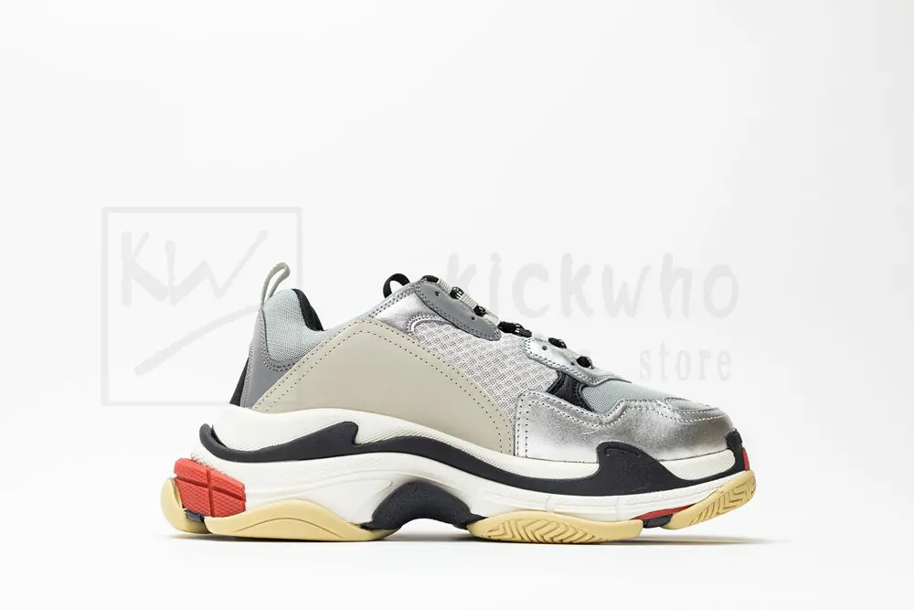 Ba*len*cia*ga triple s trainer black and silver 512175 w09o3 1081