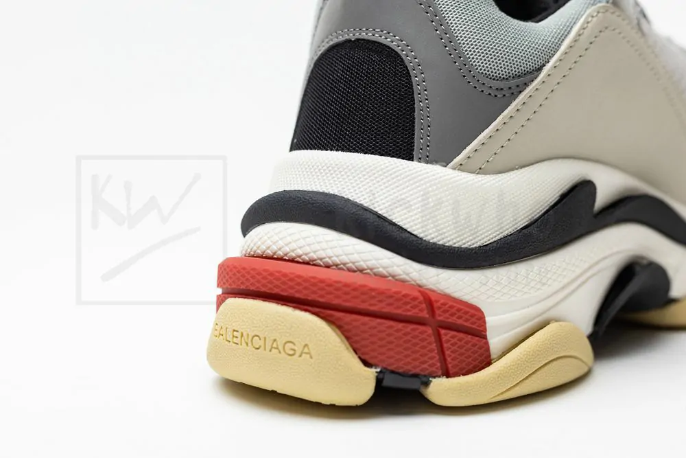 Ba*len*cia*ga triple s trainer black and silver 512175 w09o3 1081