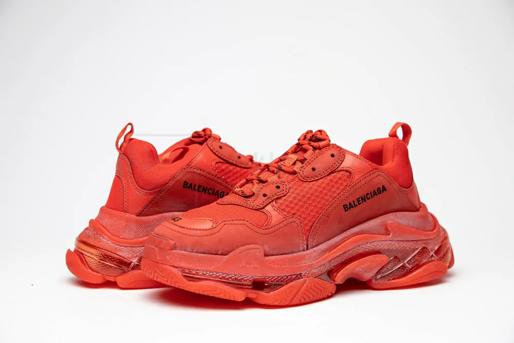 Ba*len*cia*ga triple s trainer