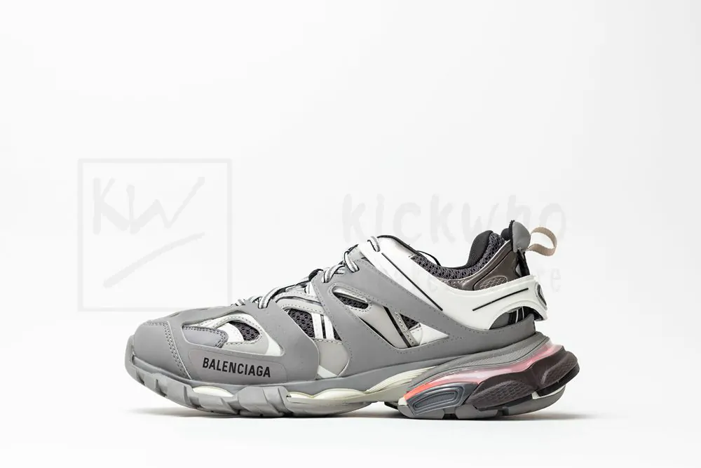 Ba*len*cia*ga track trainer grey white with led