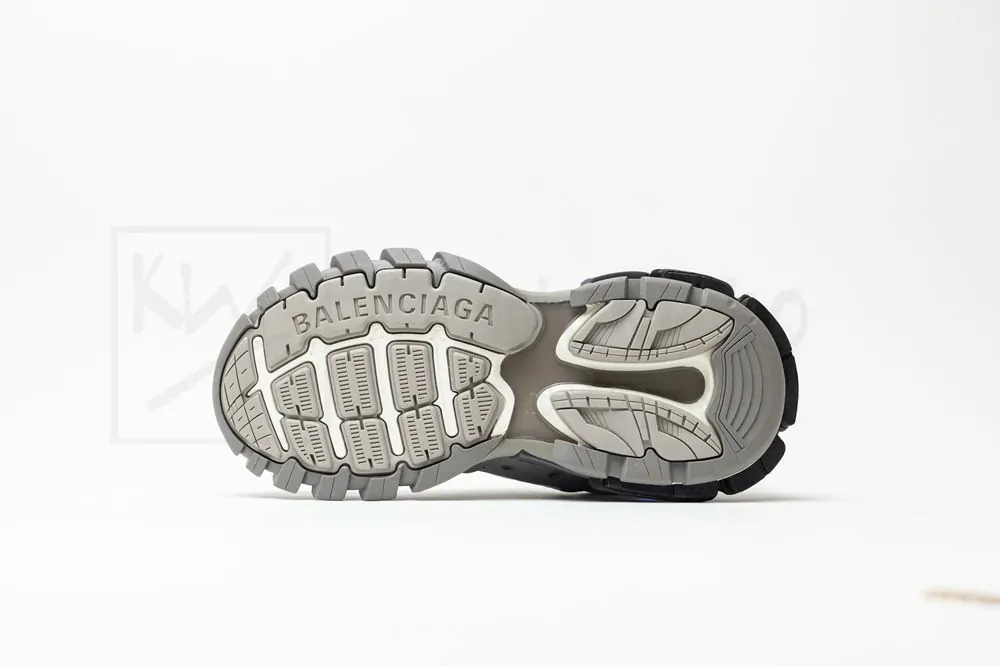 Ba*len*cia*ga track trainer grey white with led