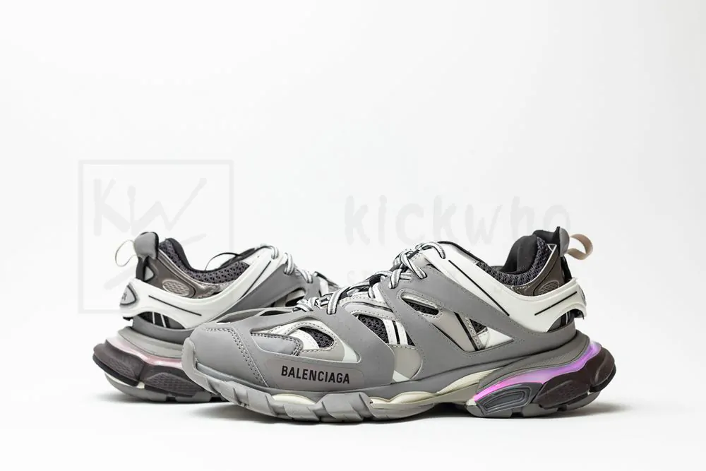 Ba*len*cia*ga track trainer grey white with led
