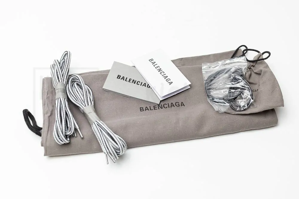 Ba*len*cia*ga track trainer grey white with led