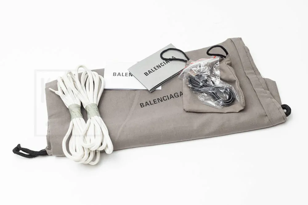 Ba*len*cia*ga track trainer "light grey " with led