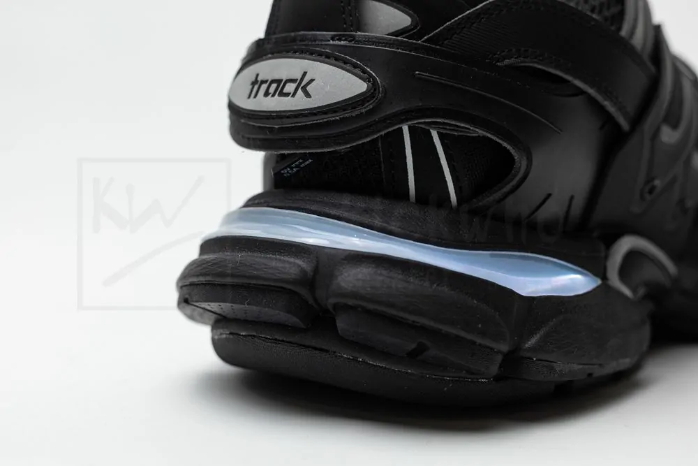 Ba*len*cia*ga track trainer black green with led