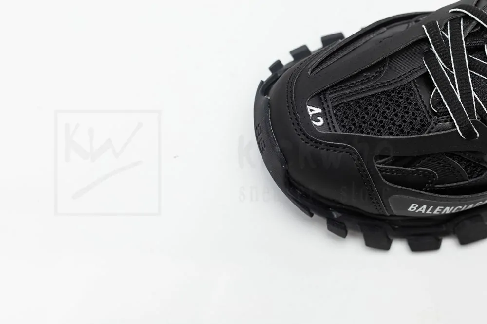 Ba*len*cia*ga track trainer black green with led