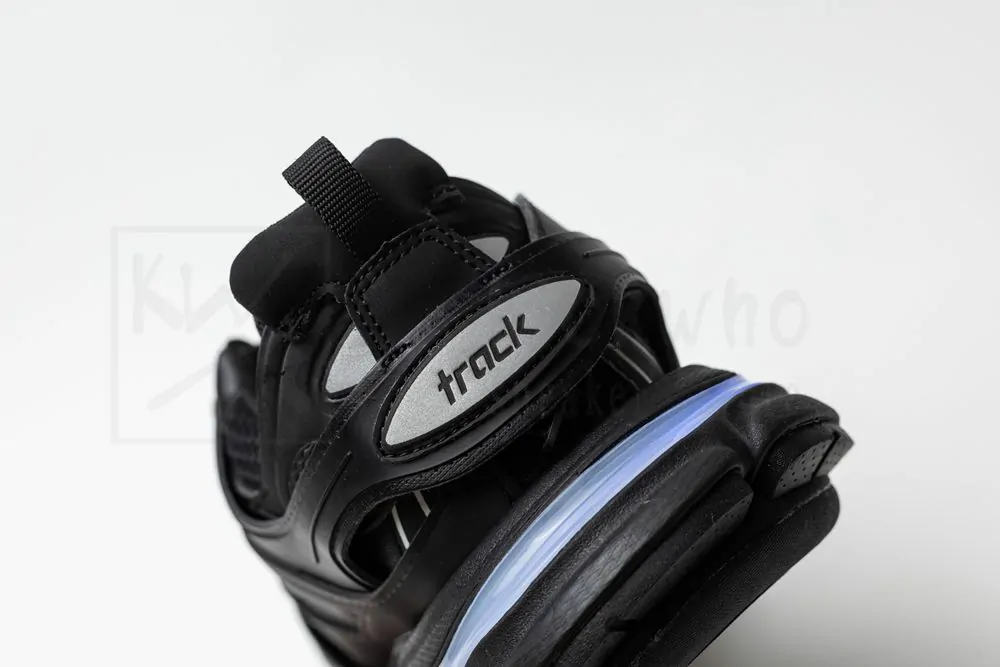 Ba*len*cia*ga track trainer black green with led