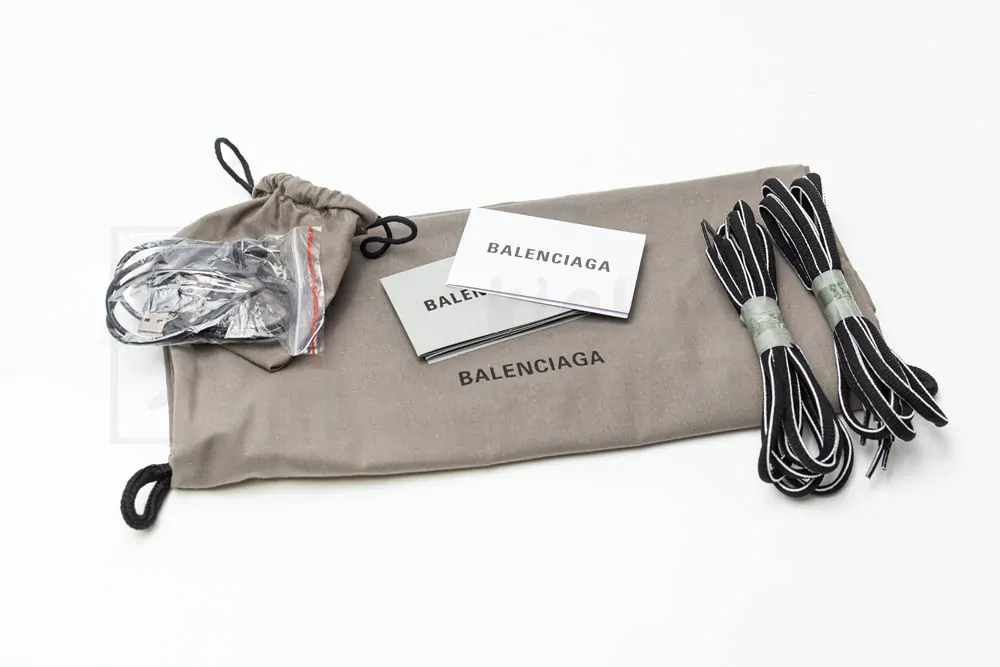 Ba*len*cia*ga track trainer black green with led