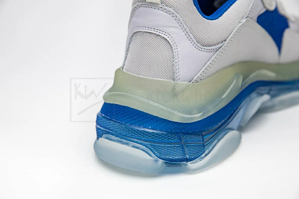 Ba*len*cia*ga triple s trainer