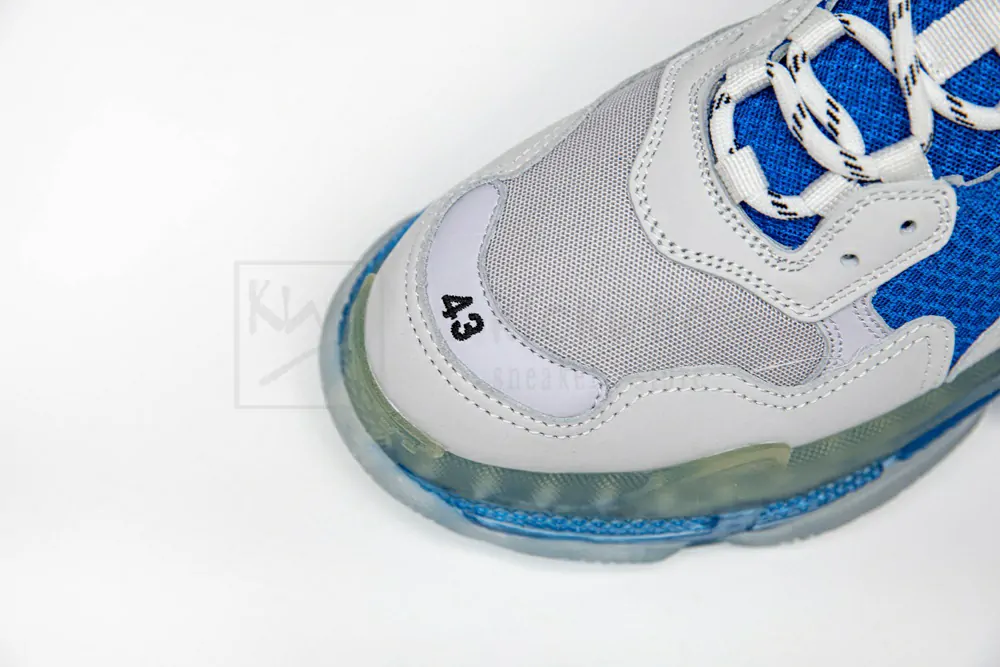 Ba*len*cia*ga triple s trainer