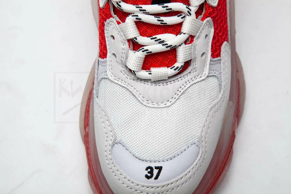 Ba*len*cia*ga triple s trainer