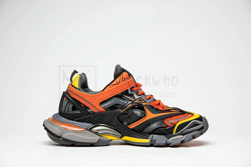 Ba*len*cia*ga track 2 trainer
