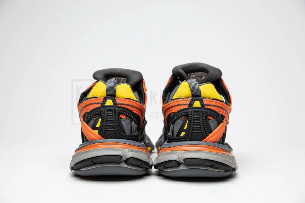 Ba*len*cia*ga track 2 trainer