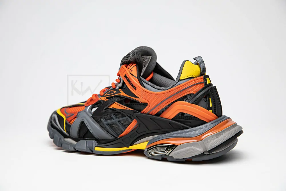 Ba*len*cia*ga track 2 trainer