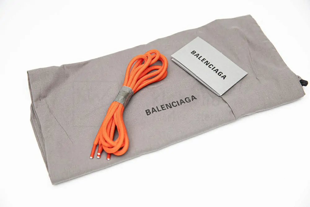 Ba*len*cia*ga track 2 trainer
