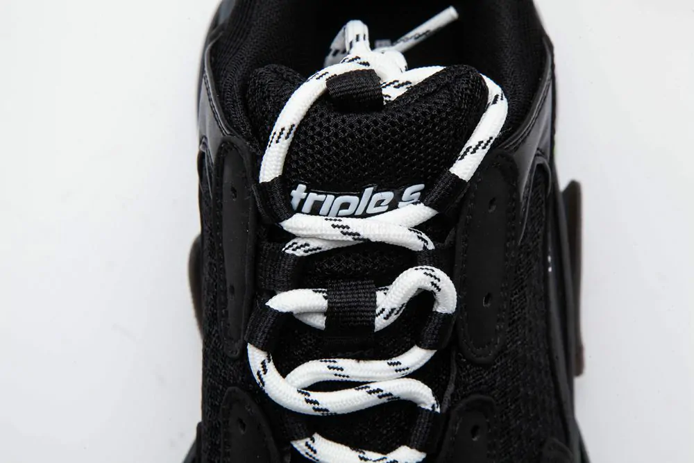 Ba*len*cia*ga triple s trainer black green