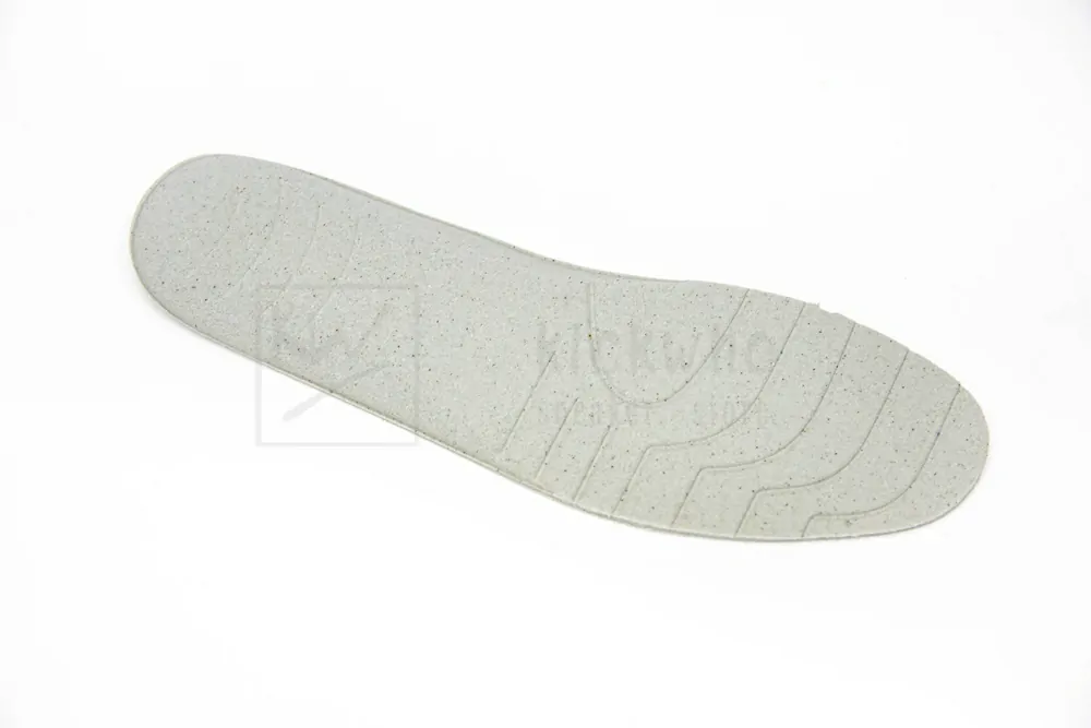 Ba*len*cia*ga triple s white godkiller 544351 w09e1 9000
