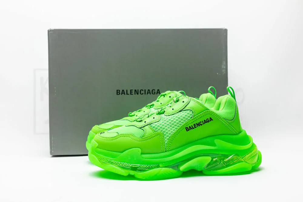 Ba*len*cia*ga triple s green godkiller