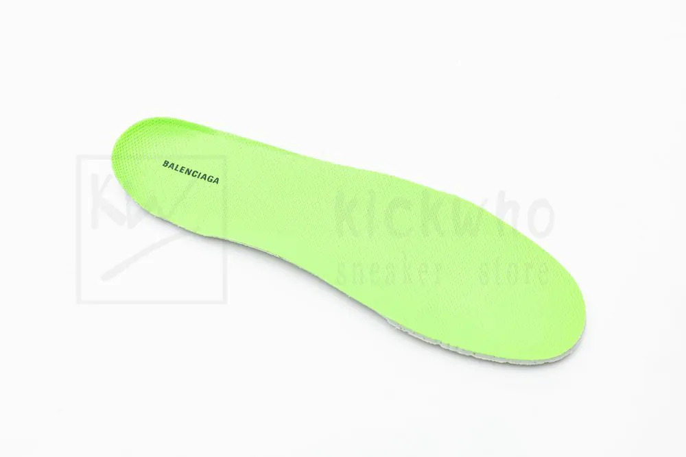 Ba*len*cia*ga triple s green godkiller