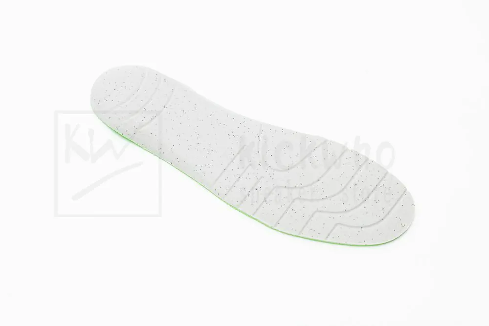 Ba*len*cia*ga triple s green godkiller