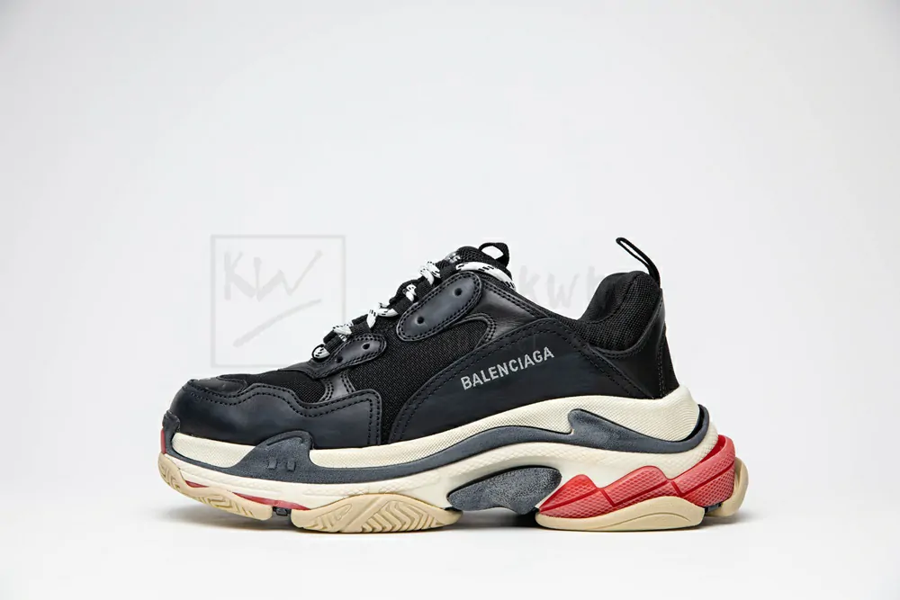 Ba*len*cia*ga triple s trainer bred "godkiller" 533882 w09o1 1000