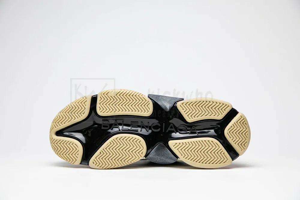 Ba*len*cia*ga triple s trainer bred "godkiller" 533882 w09o1 1000