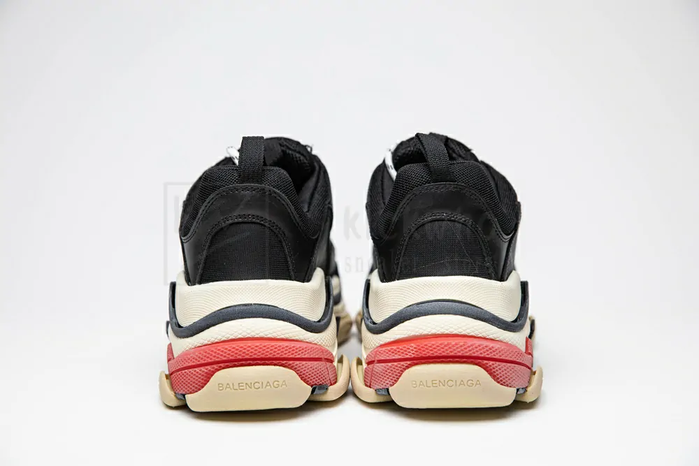 Ba*len*cia*ga triple s trainer bred "godkiller" 533882 w09o1 1000