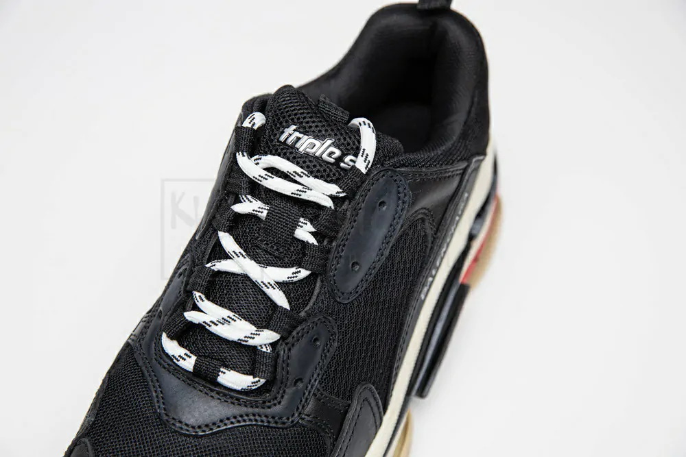 Ba*len*cia*ga triple s trainer bred "godkiller" 533882 w09o1 1000